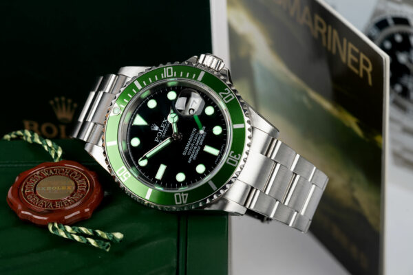 Rolex Submariner Date "Starbucks" 126610LV