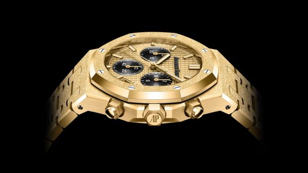 Audemars Piguet Royal Oak SELFWINDING CHRONOGRAPH Ref# 26240BA.GG.1324BA.01