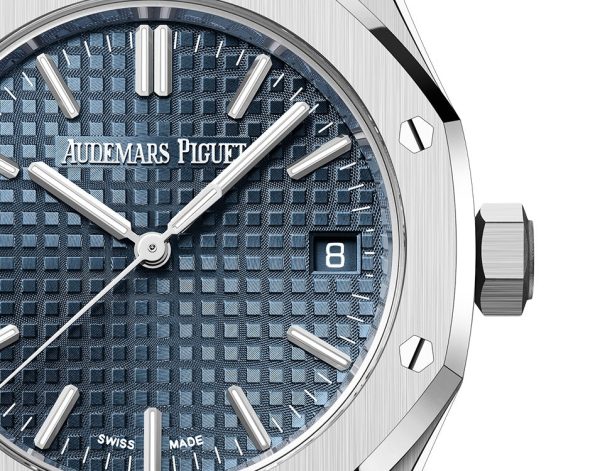 Audemars Piguet Royal Oak SELFWINDING "50TH ANNIVERSARY" Ref# 15550ST.OO.1356ST.02