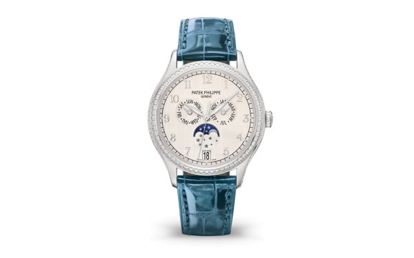 Patek Philippe Complication, 18k White Gold set with 155 diamonds (~1.34 ct), 38mm, Annual Calendar Ref# 4947G-010