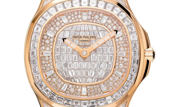 Patek Philippe Aquanaut Luce Haute Joaillerie, 18k Rose Gold with 313 diamonds ~7,9ct, 38,8mm, Ref# 5062/450R-001