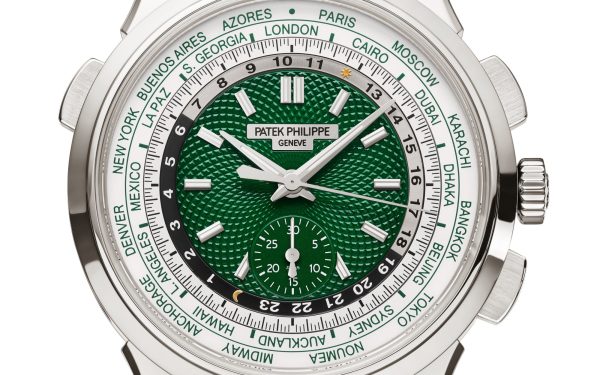 Patek Philippe Complication World-Time flyback Chronograph, Platinum, 39,5mm, Ref# 5930P-001