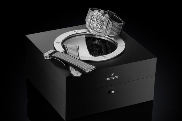 Hublot, Spirit of Big Bang Essential Gray, Titanium, 42mm, Ref# 642.NX.0110.NR.HEC23