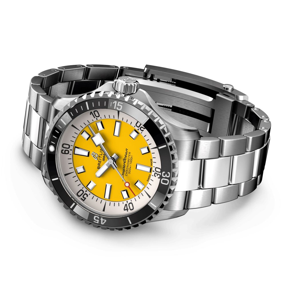 Breitling Superocean Automatic Ref# A17375211I1A1