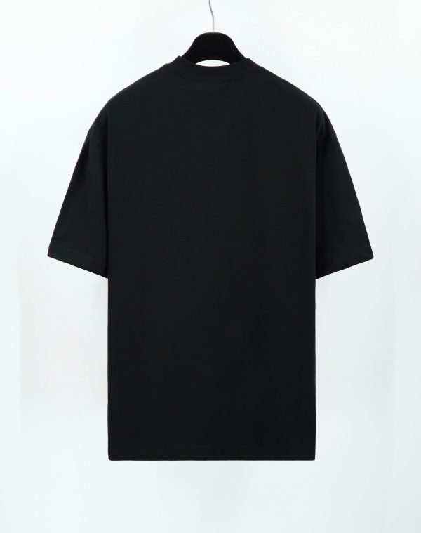 Black T-shirts